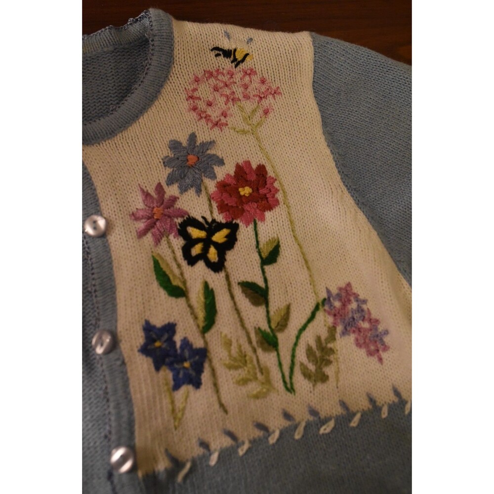 Haband Embroidered Sweater Size Medium Women's Cottagecore floral romantic - Picture 6 of 7